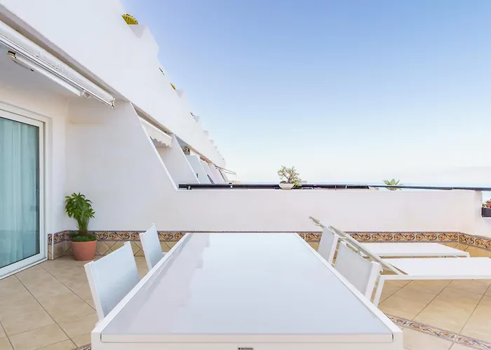 Exclusive Sea Views Villamar - Big Terrace & Pool Apartmán